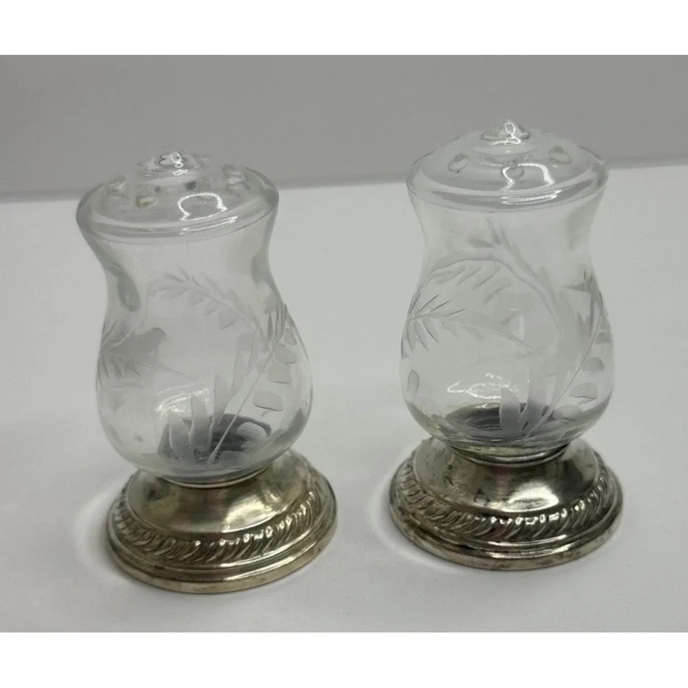 Quaker Sterling Silver Hurricane Salt and Pepper Weighted 703 Etched Glass